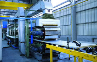 Máquina perfiladora de paneles sándwich de PU(poliuretano) Modelo JF
